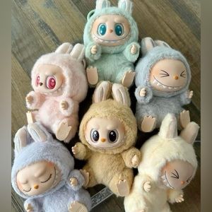 Meet your Posher, Eleni